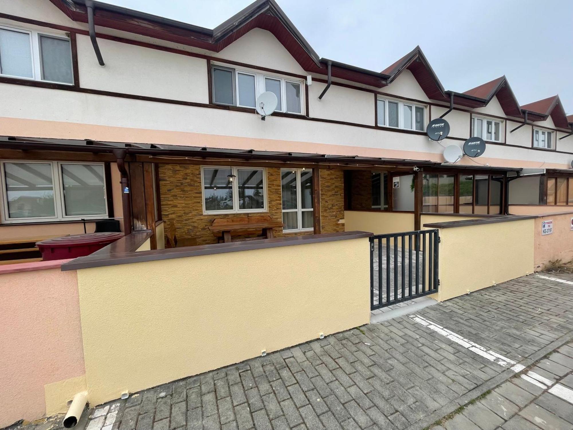 Apartman Illy Velky Slavkov Exterior photo