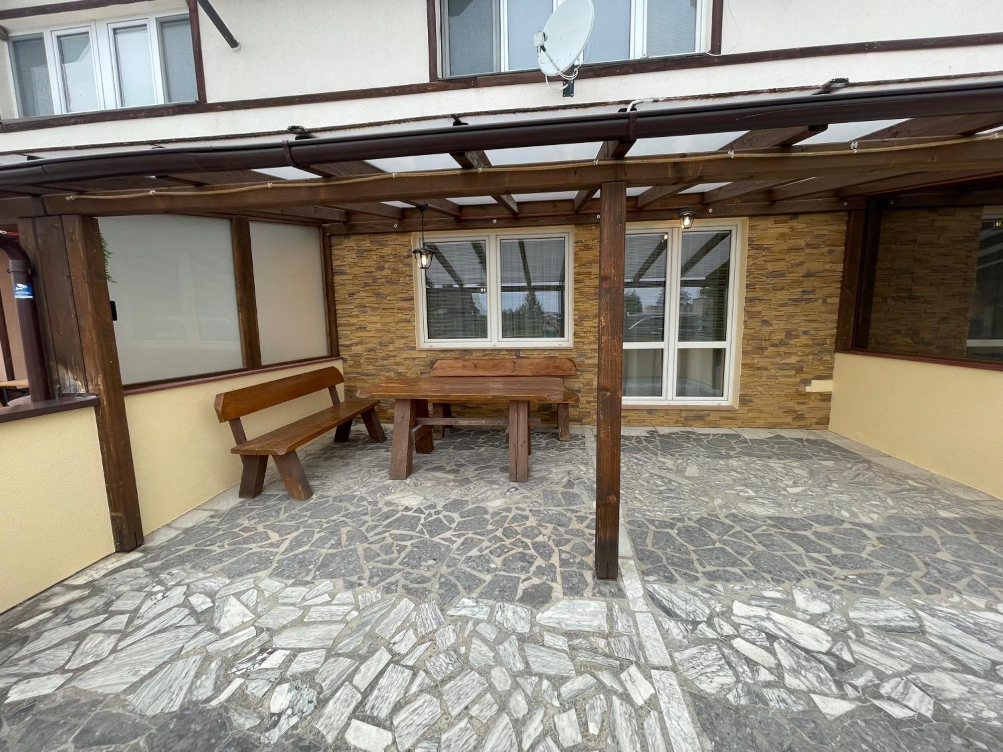 Apartman Illy Velky Slavkov Exterior photo