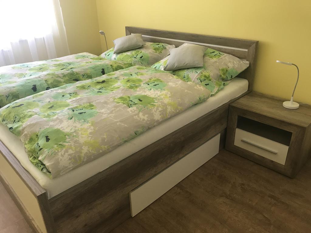 Apartman Illy Velky Slavkov Exterior photo