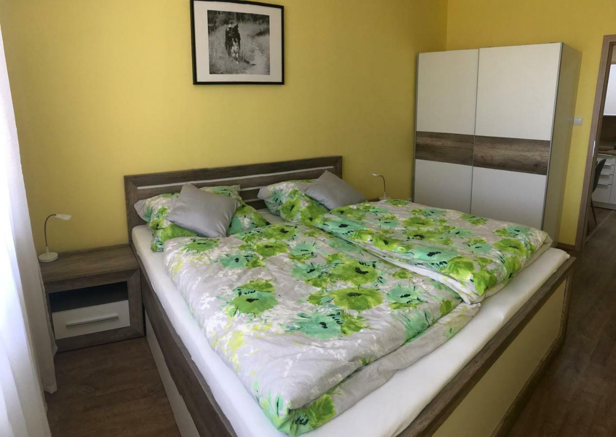 Apartman Illy Velky Slavkov Exterior photo